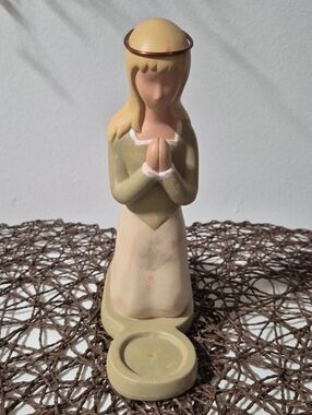gentle souls Cream and Sage Praying Angel Candle Holder